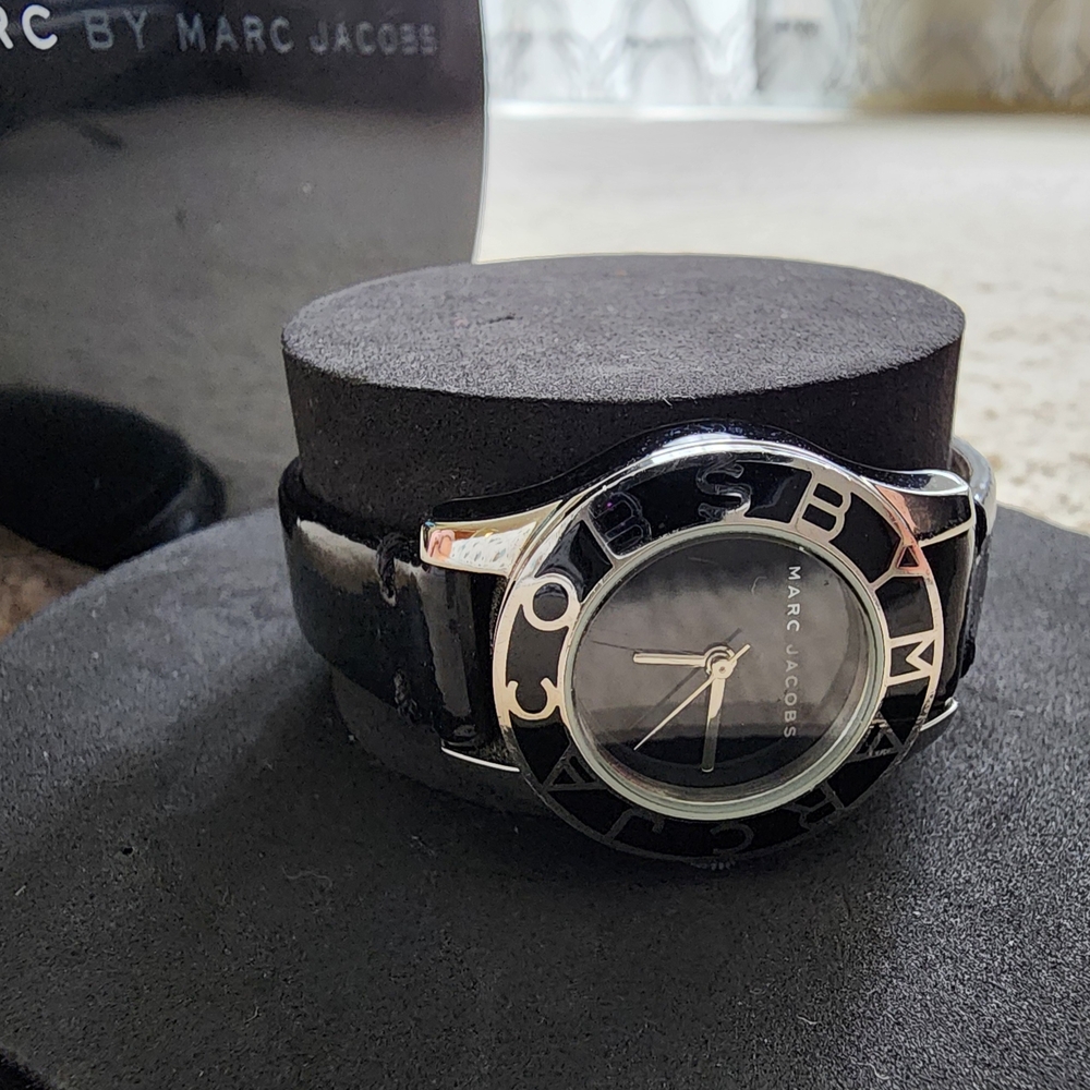Marc Jacobs Black and Silver Watch